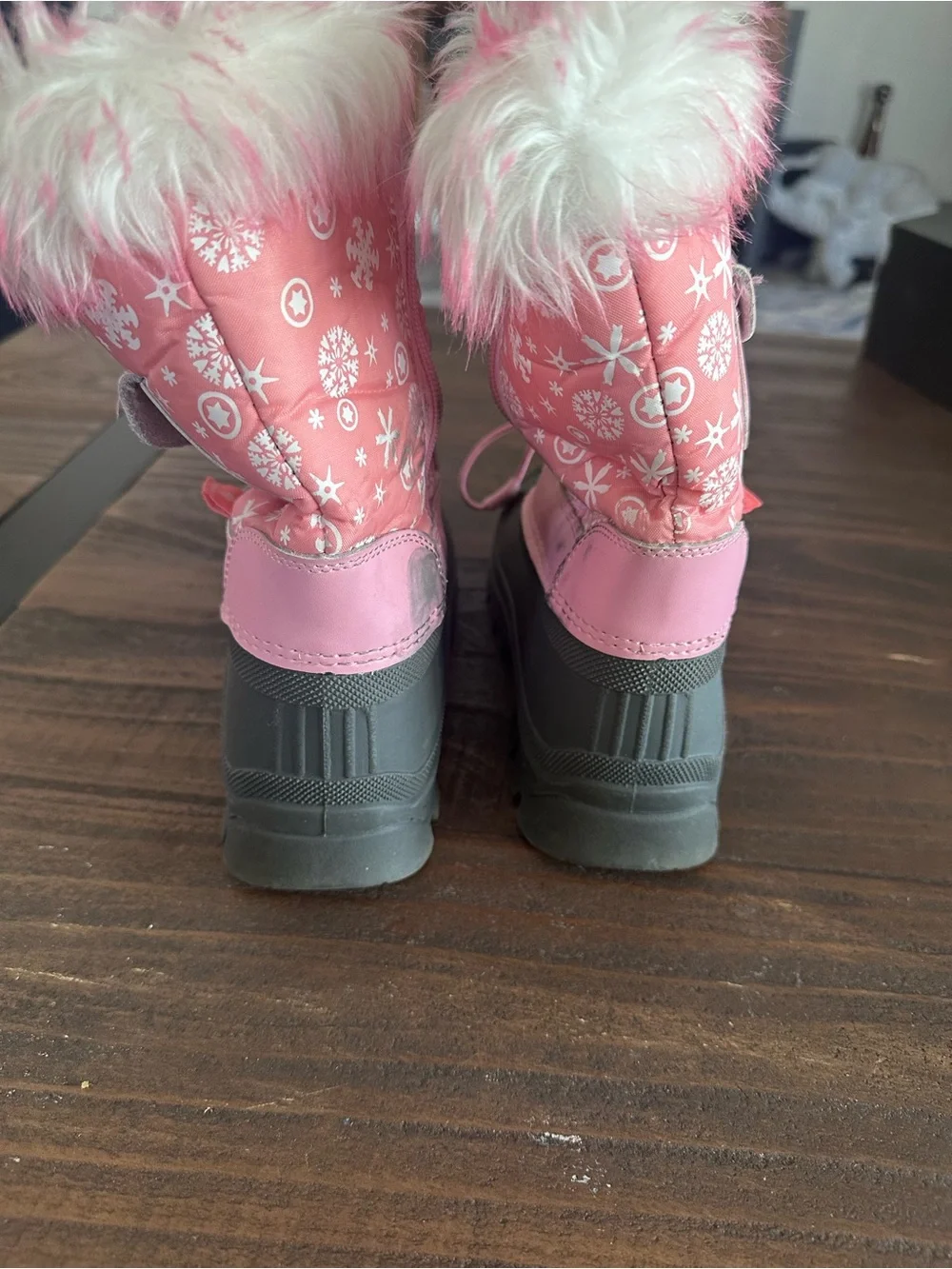Kids Pink Faux-Fur Snow Boots - size 2